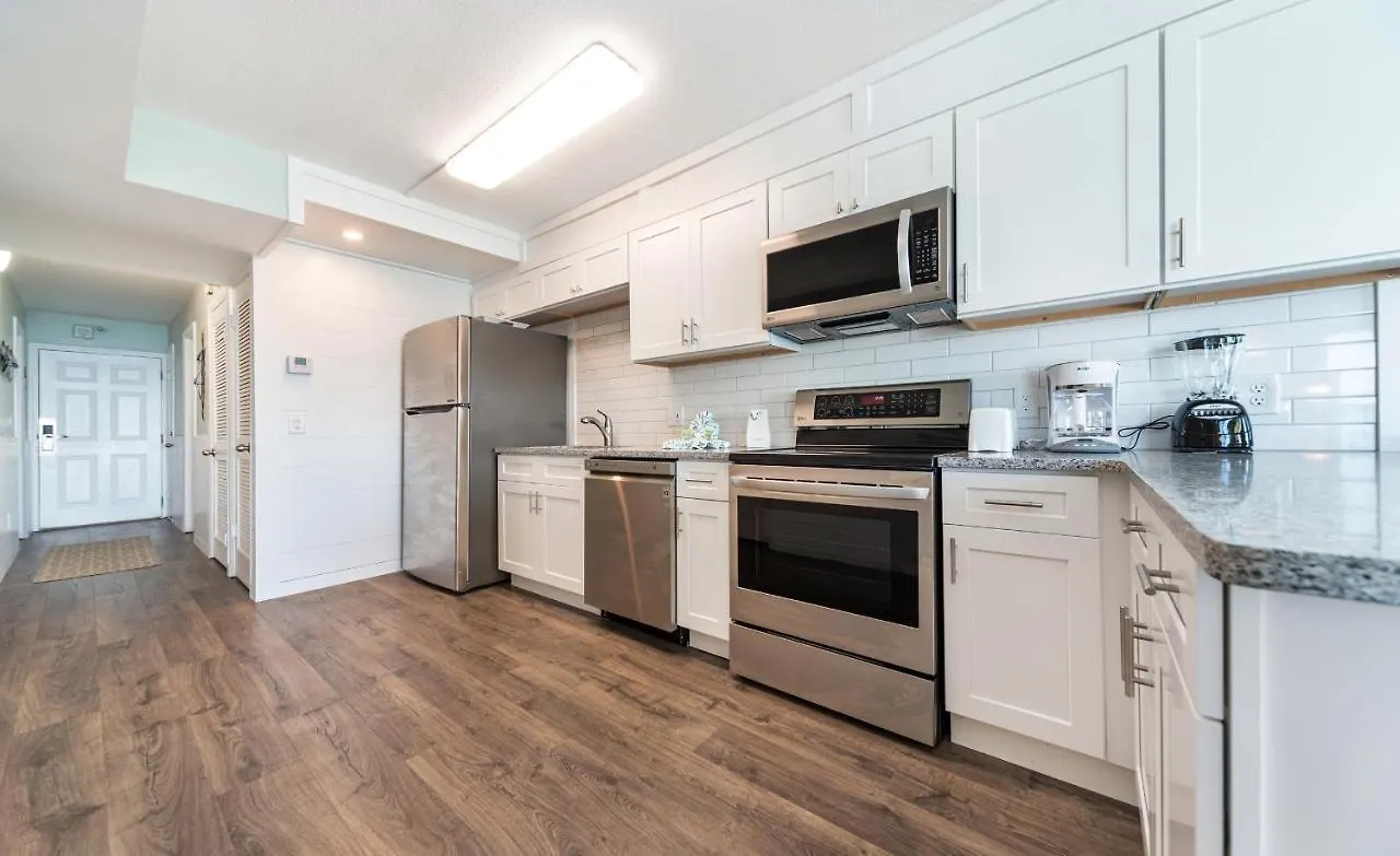 Apartment Summit Beach Resort By Resort Collection Panama City Beach